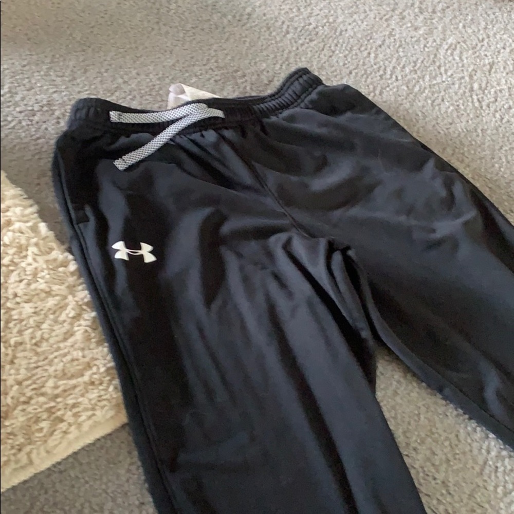 Like new fitted boys pants